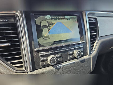 2016 Porsche Macan Turbo