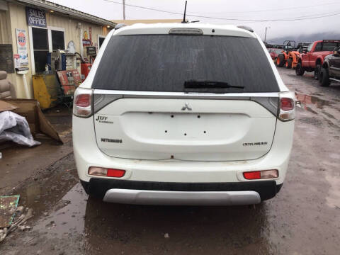 2015 Mitsubishi Outlander SE