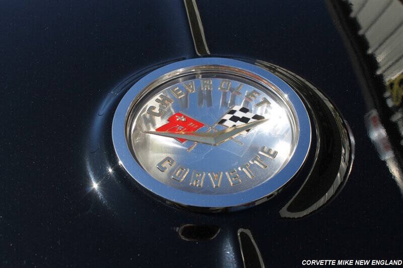 1961 Chevrolet Corvette 18