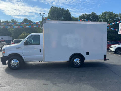 2023 Ford E-Series E-350 SD