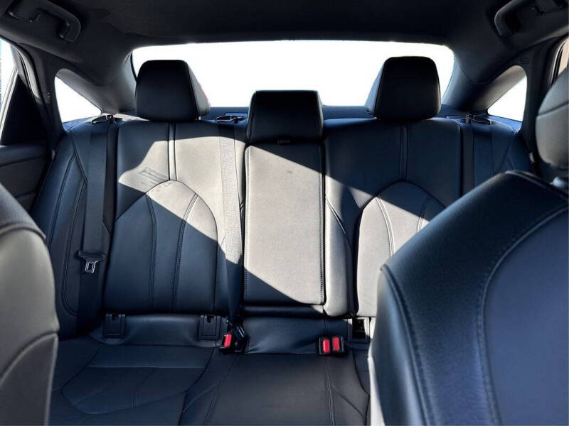 2022 Toyota Avalon XLE