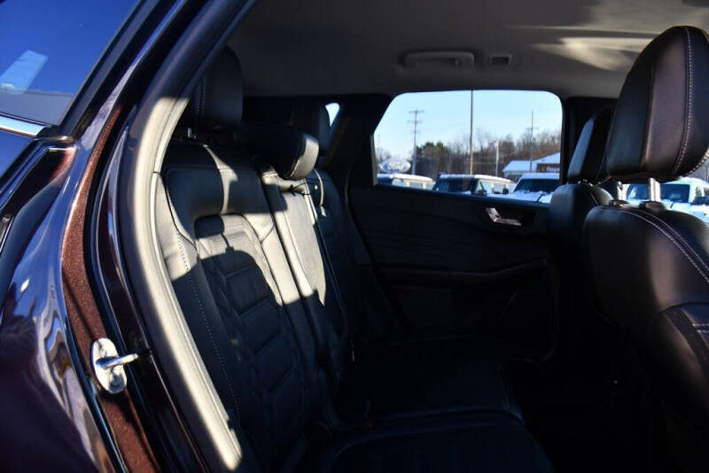 2023 Ford Escape Platinum