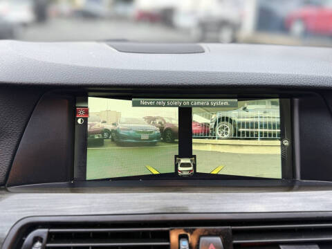 2013 BMW 5 Series 528i