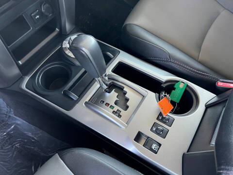 2023 Toyota 4Runner SR5 Premium