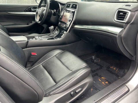 2022 Nissan Maxima 3.5 SV