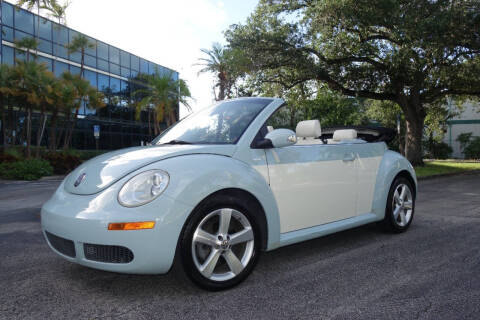 2010 Volkswagen New Beetle Convertible Final Edition