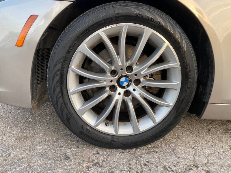 2016 BMW 5 Series 528i