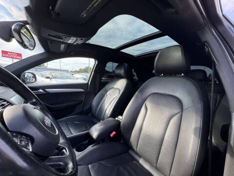 2015 Audi Q3 2.0T quattro Prestige