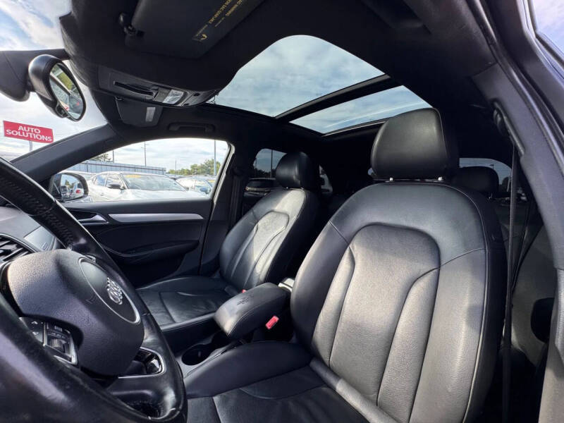 2015 Audi Q3 2.0T quattro Prestige