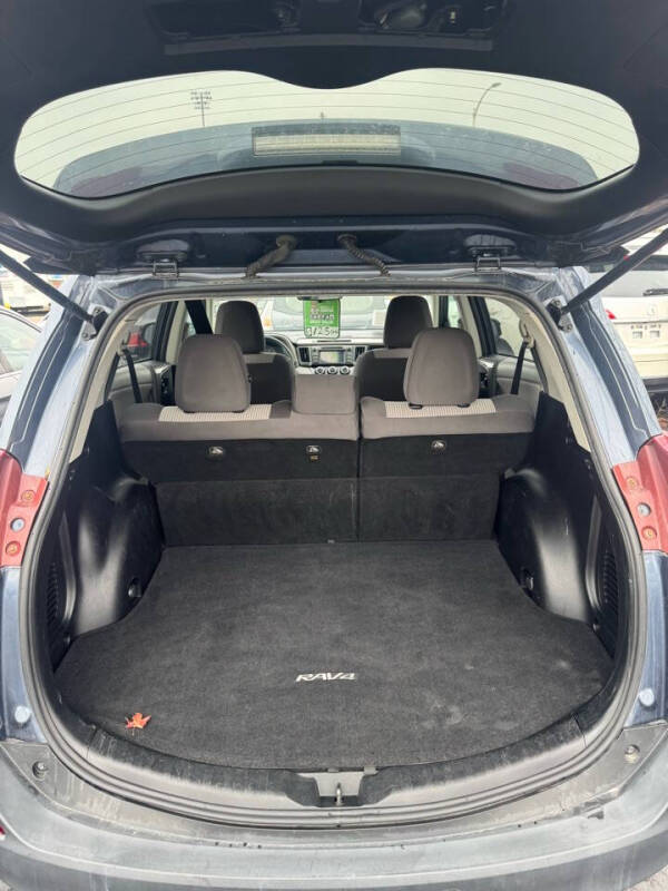 2013 Toyota RAV4 LE