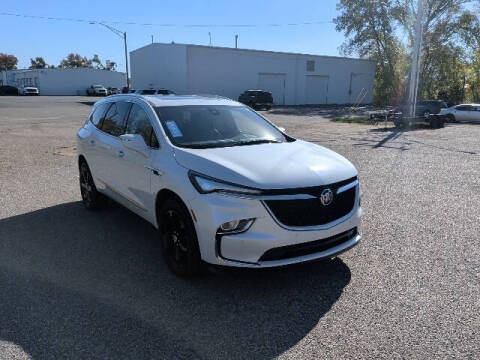 2023 Buick Enclave Essence