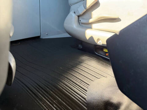 2022 GMC Savana 2500