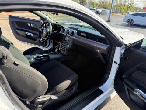 2017 Ford Mustang EcoBoost
