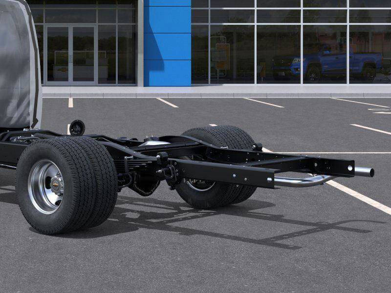 2025 Chevrolet Express 3500