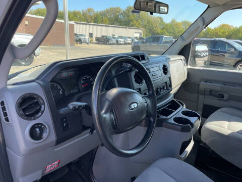 2013 Ford E-Series E-250