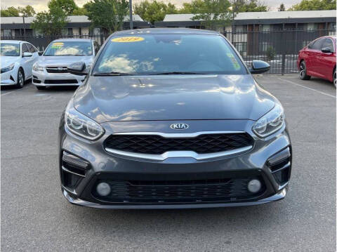 2019 Kia Forte for sale at Carros Usados Fresno in Clovis CA