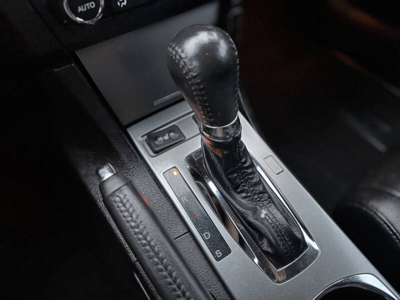 2013 Acura ILX 2.0L w/Premium