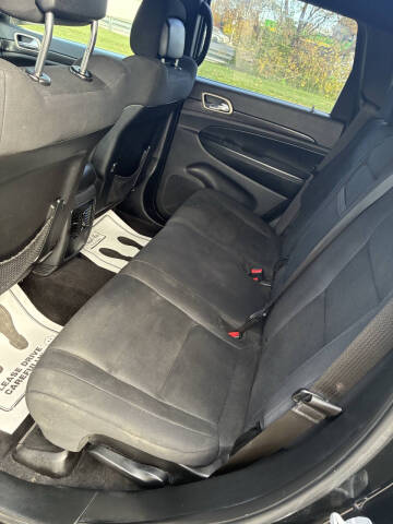 2017 Jeep Grand Cherokee Laredo