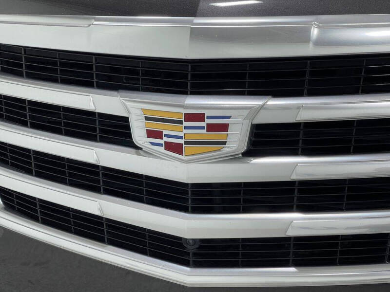 2016 Cadillac Escalade Luxury Collection