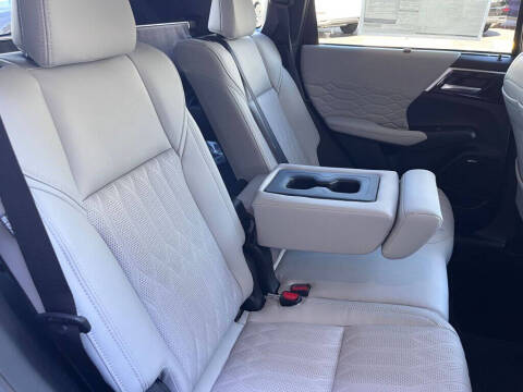 2025 Mitsubishi Outlander SEL