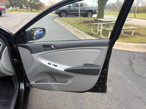 2014 Hyundai Accent SE