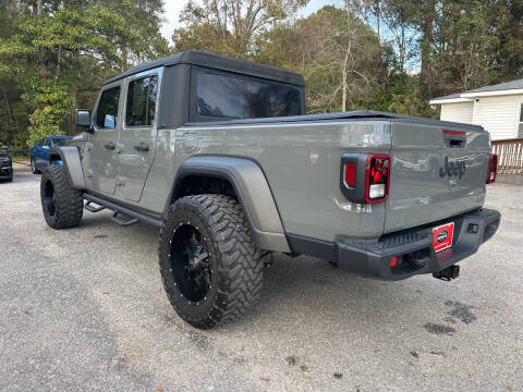 2021 Jeep Gladiator Willys Sport