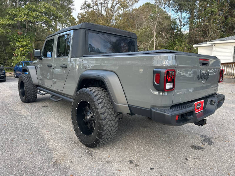 2021 Jeep Gladiator Willys Sport