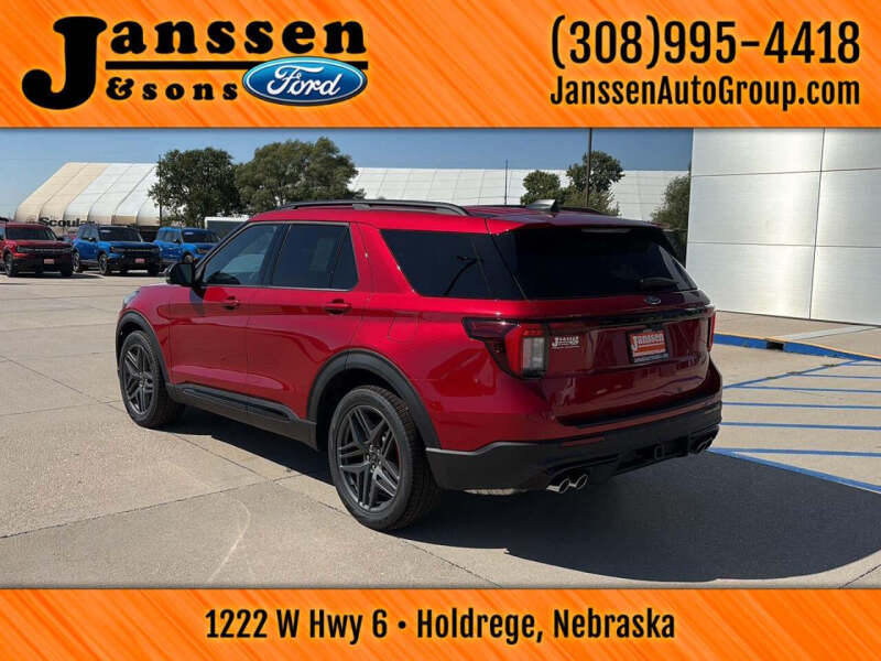 2025 Ford Explorer ST