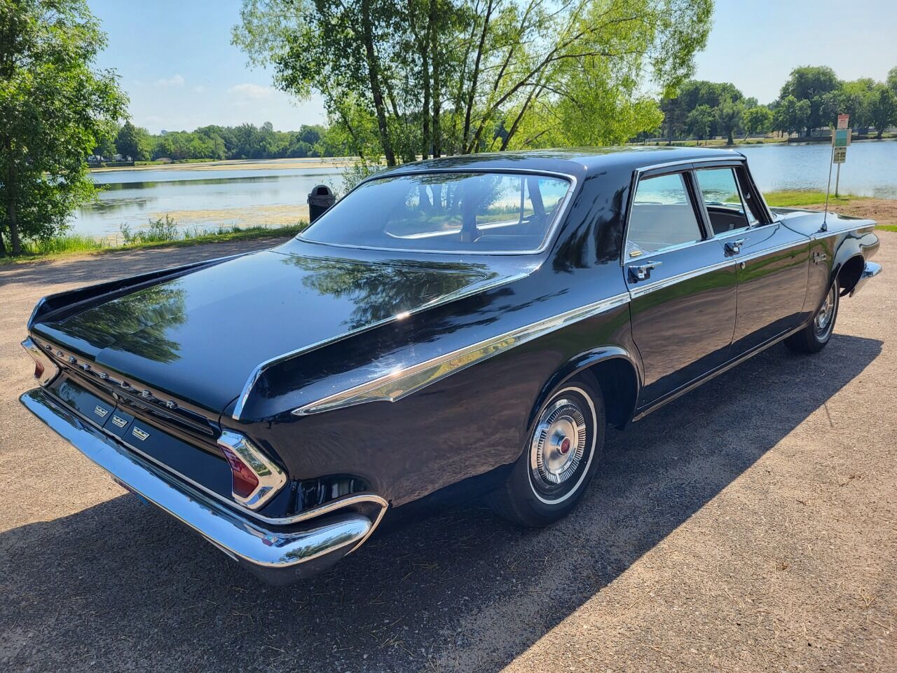 1964 Chrysler Newport 11