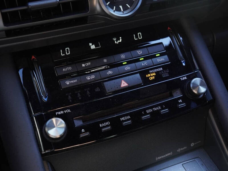 2024 Lexus IS 300 F SPORT Design