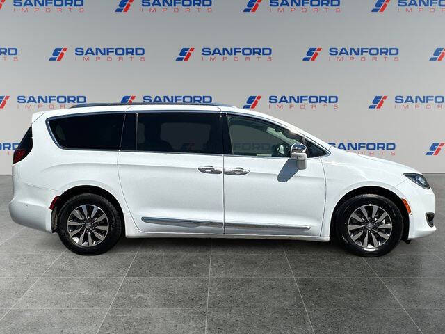 2020 Chrysler Pacifica Hybrid Limited
