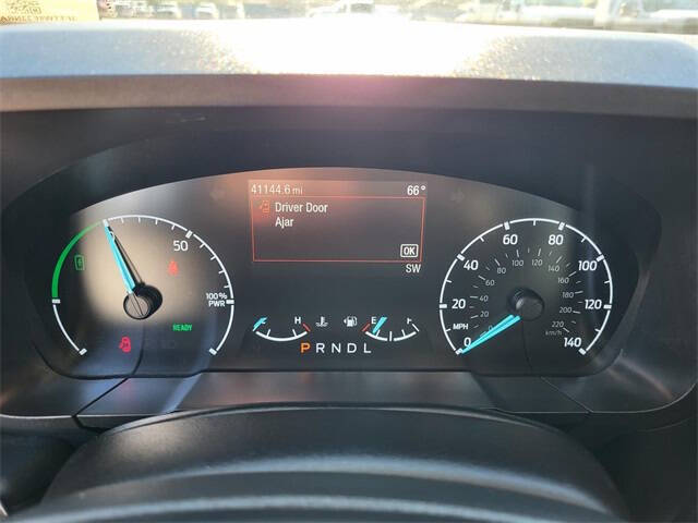 2022 Ford Maverick XL