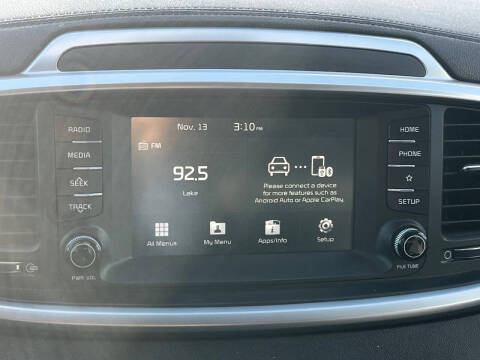 2019 Kia Sorento S V6