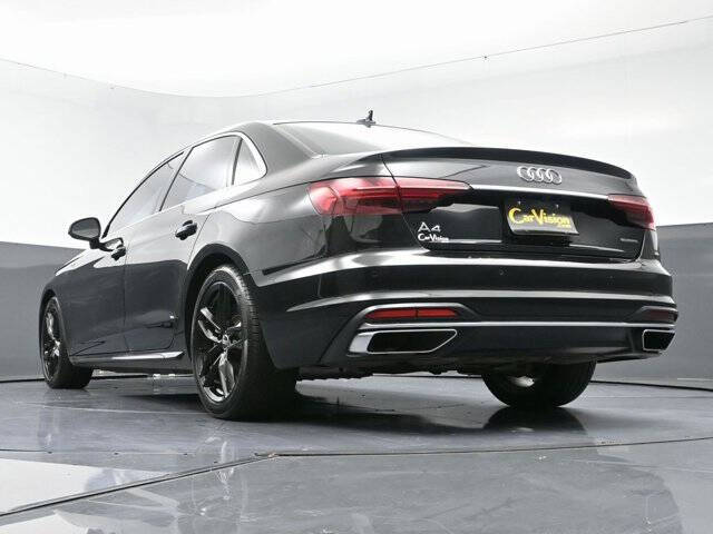 2022 Audi A4 quattro S line Prem Plus 45 TFSI