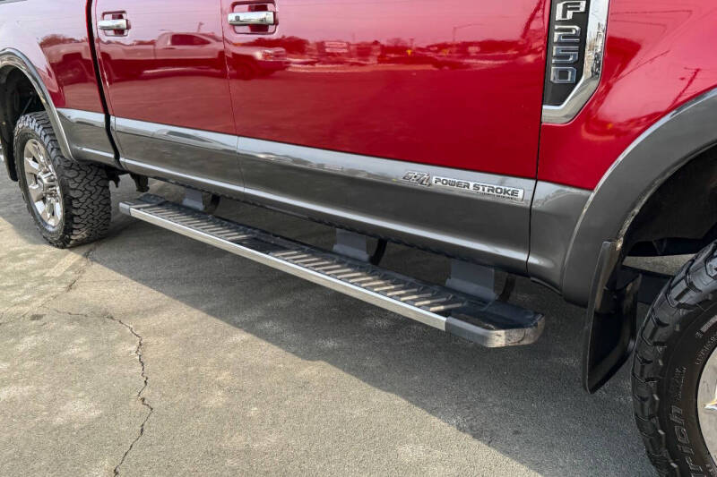 2019 Ford F-250 Super Duty Lariat