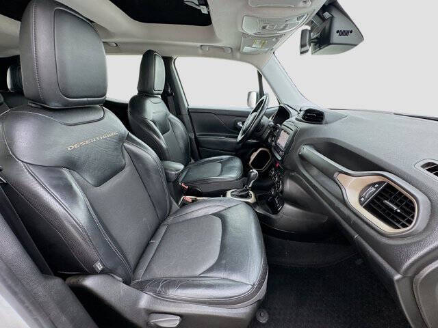 2017 Jeep Renegade Deserthawk