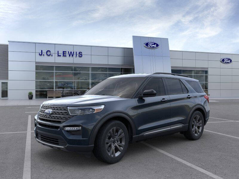 2024 Ford Explorer XLT