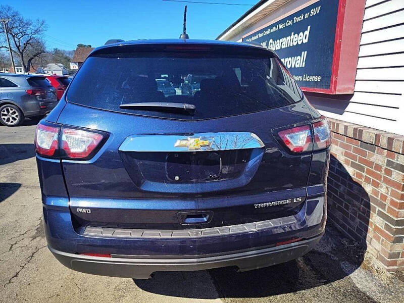 2016 Chevrolet Traverse LS