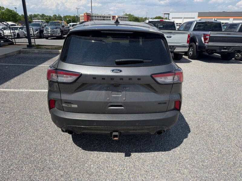 2022 Ford Escape SEL