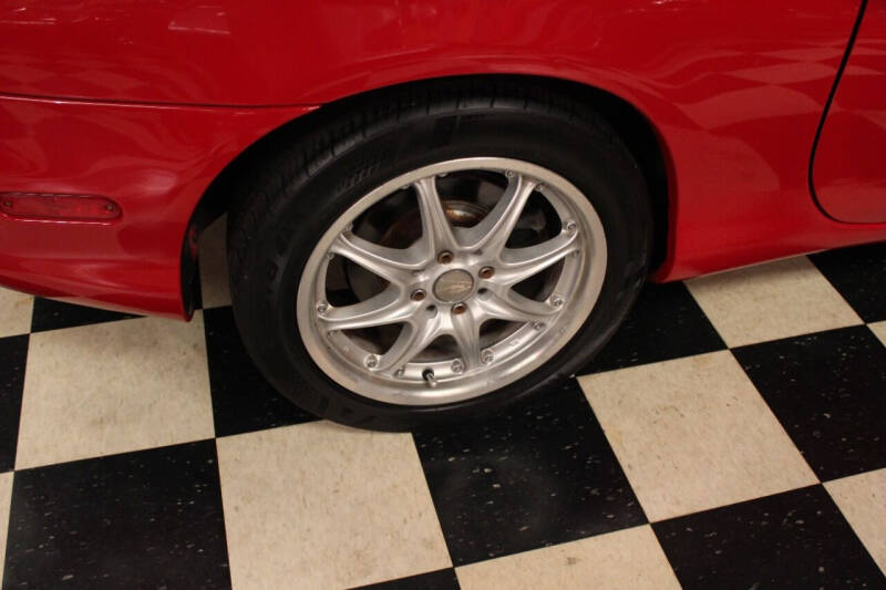 2003 Mazda MX-5 Miata