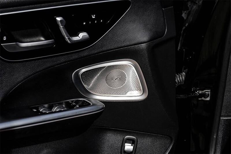 2022 Mercedes-Benz C-Class C 300