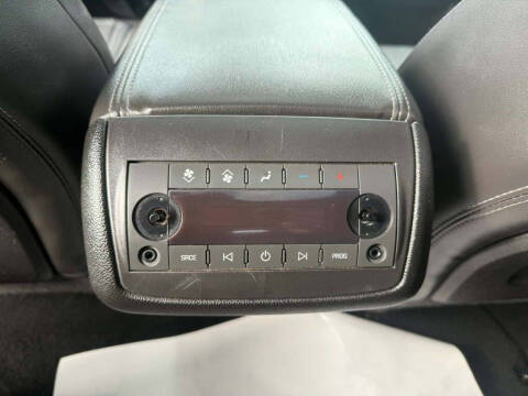 2016 GMC Acadia Denali