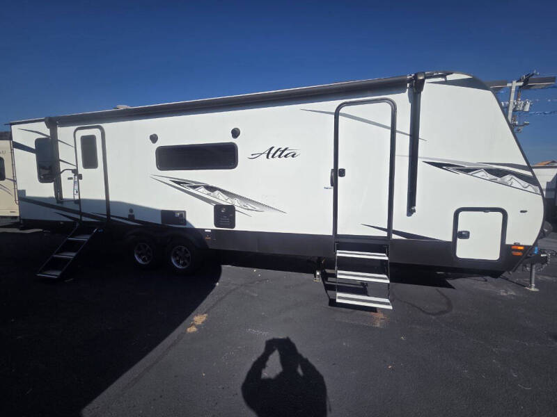 2023 East to West Alta