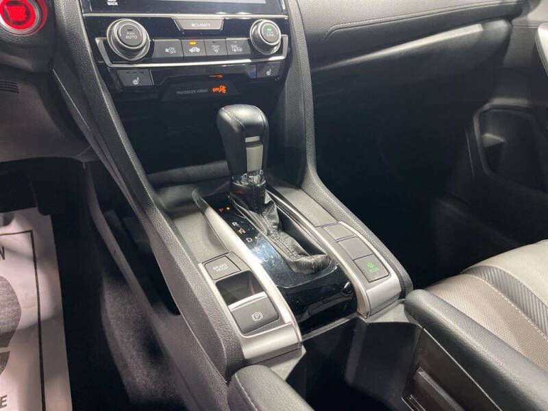 2017 Honda Civic Touring
