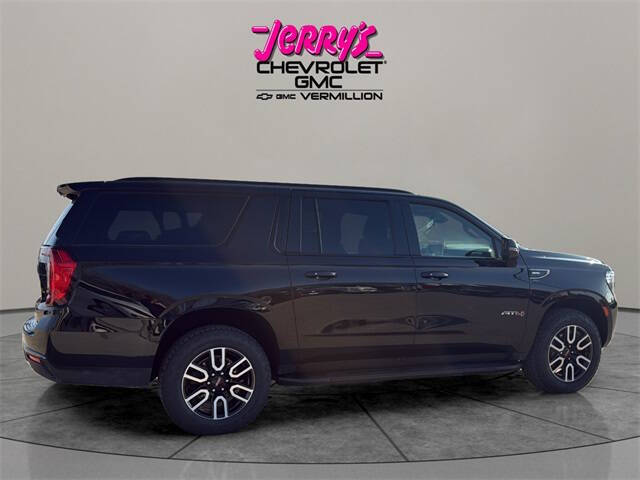 2023 GMC Yukon XL AT4