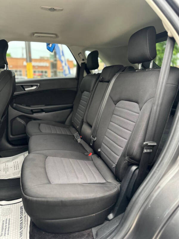 2017 Ford Edge SE