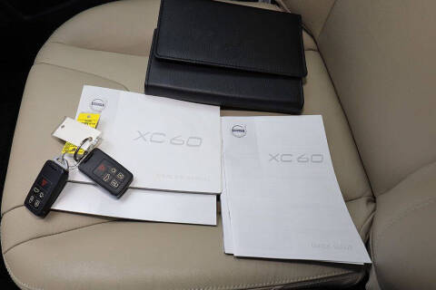 2016 Volvo XC60 T5 Premier