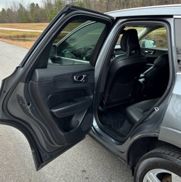 2018 Volvo XC60 T5 Momentum