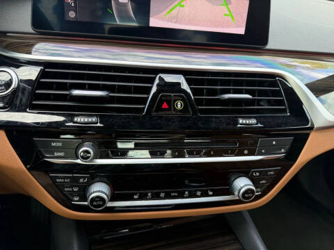 2019 BMW 5 Series 530i