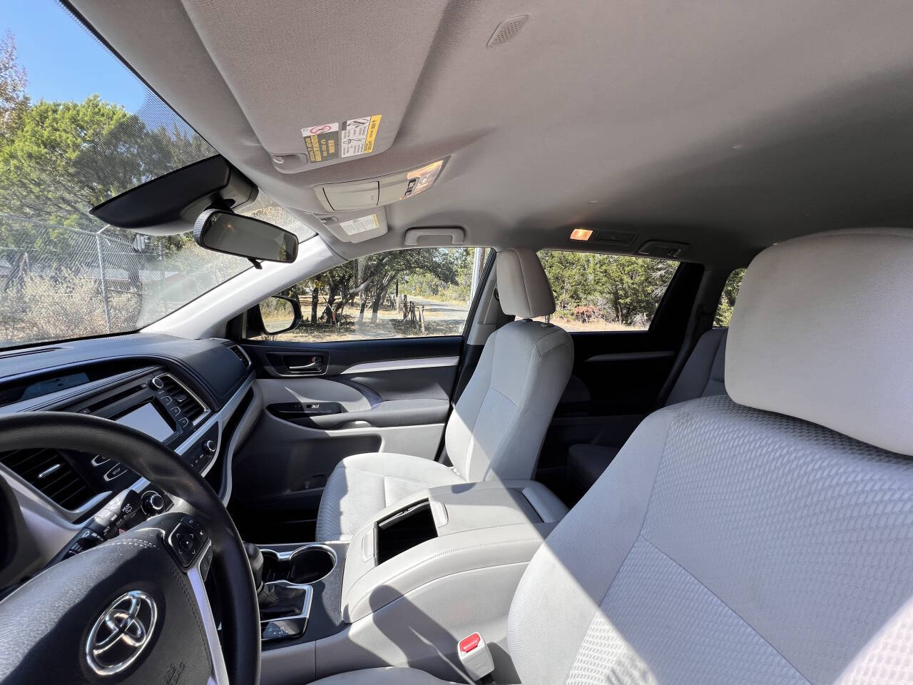 Used Car 2019 Toyota Highlander  Le 4dr Suv (2.7l I4) For Sale Under $20,000 In Austin, Texas